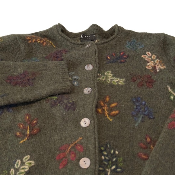 Carole Little Vintage 100% Wool Cardigan Gray/Green Embroidered Leaf Size M - Picture 2 of 9